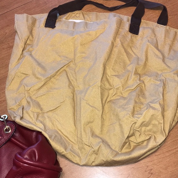 Antonio Melani Burgundy Basketweave Handbag - Picture 5 of 8